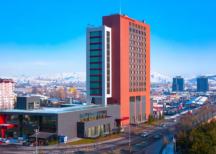 Accom Hotel Sivas 5*