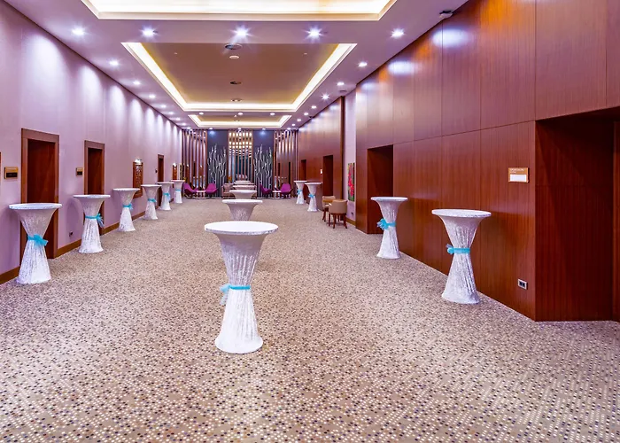 מלון Accom Hotel Sivas