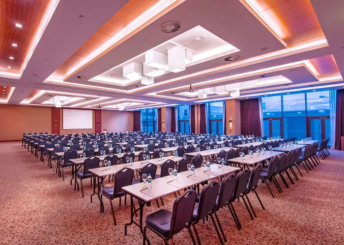 מלון Accom Hotel Sivas סיבס