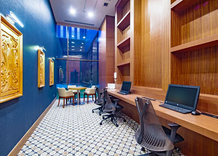 Accom Hotel Sivas 5*