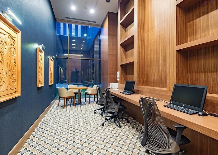 Accom Hotel Sivas מלון סיבס