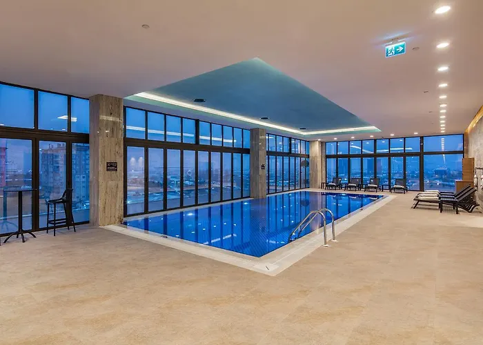 מלון Accom Hotel Sivas