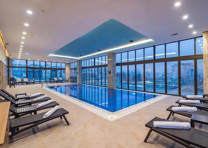 Accom Hotel Sivas סיבס