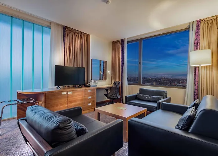 Accom Hotel Sivas 5*